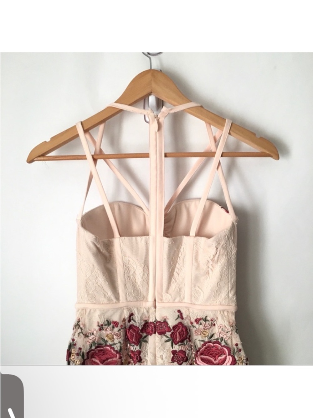 Vintage bebe Maddie Embroidered Midi Dress - Picture 6 of 8